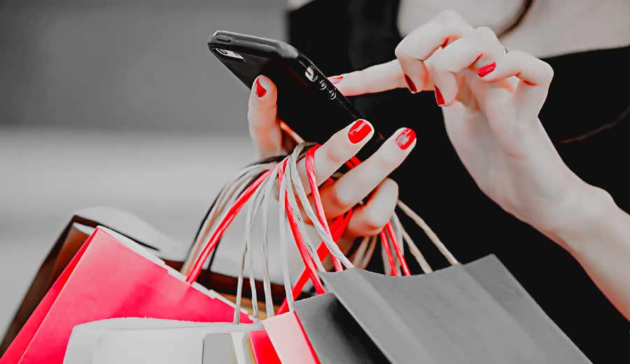 Cara Menghadapi Teman Yang Suka Pamer Barang Branded